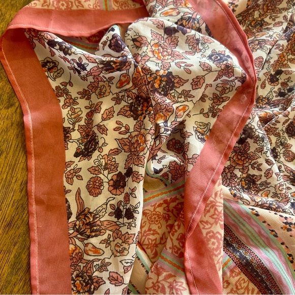 Kimono: Ultra Pink Floral and Striped - Pink and Orange - Picture 4 of 5